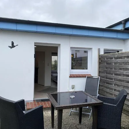 Bungalow 19 *